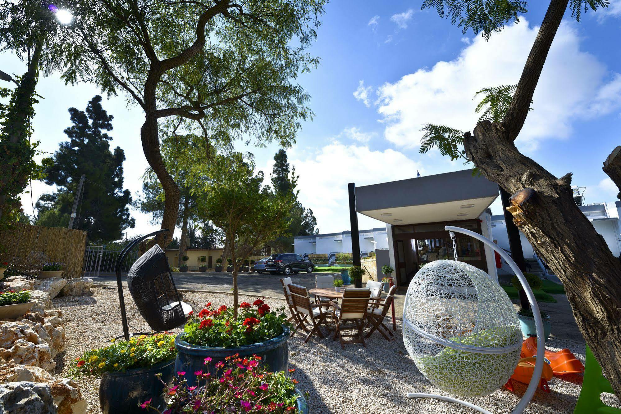 Eretzefat Hotel Exterior foto